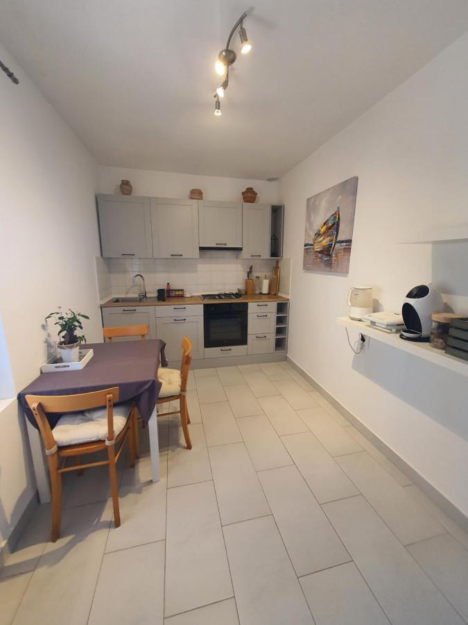 Nonna Vittoria 1 Apartment Mali Losinj Exterior photo
